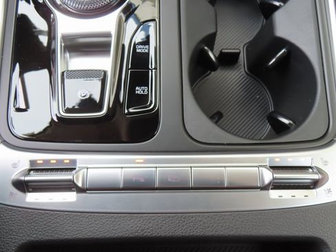 New 2026 Kia Carnival SX image 11