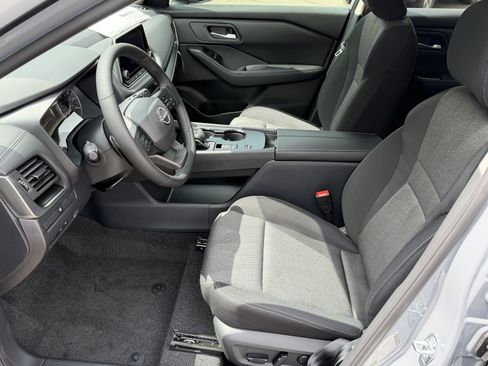 New 2026 Nissan Rogue SV FWD image 16