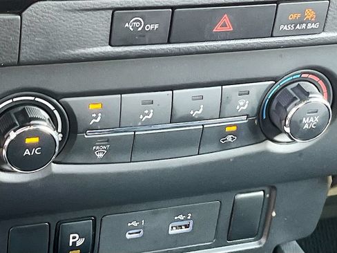 Used 2023 Nissan Frontier SV w/ Midnight Edition Package AWD/4WD image 15
