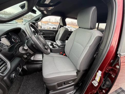 Used 2024 RAM 3500 Big Horn w/ Level 2 Equipment Group image 10