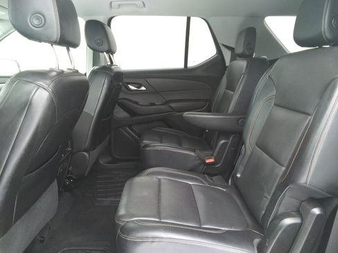 Used 2018 Chevrolet Traverse Premier image 11