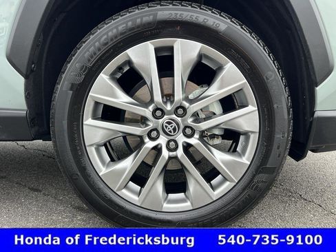 Used 2023 Toyota RAV4 XLE Premium AWD/4WD image 10