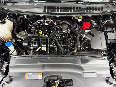 Used 2020 Ford Edge SEL image 28