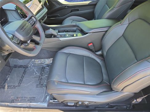 Used 2026 Dodge Charger Scat Pack AWD/4WD image 16