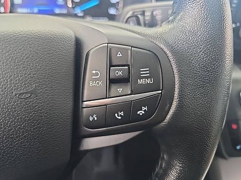 Used 2020 Ford Explorer XLT w/ Equipment Group 202A AWD/4WD image 18
