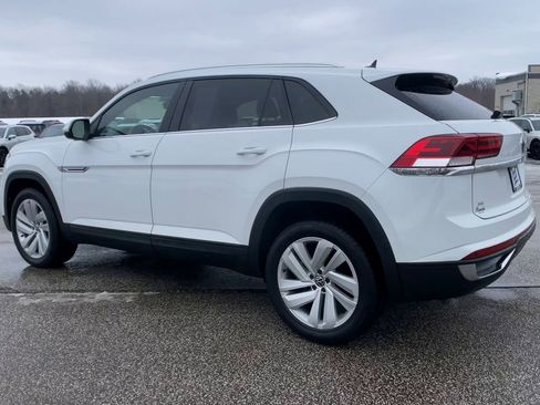Used 2023 Volkswagen Atlas Cross Sport SE image 7