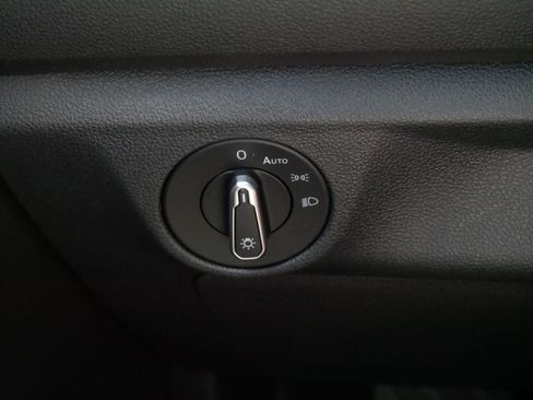 Certified 2024 Volkswagen Jetta SEL FWD image 27