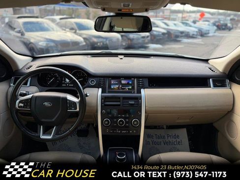 Used 2017 Land Rover Discovery Sport HSE image 22
