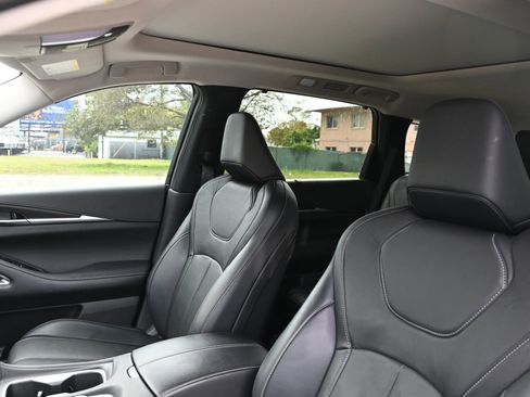 Used 2023 INFINITI QX60 Sensory w/ Vision Package FWD image 12