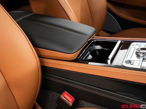 Used 2024 Bentley Continental GT AWD/4WD image 33