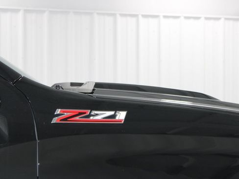 Used 2024 Chevrolet Silverado 1500 Custom Trail Boss AWD/4WD image 12