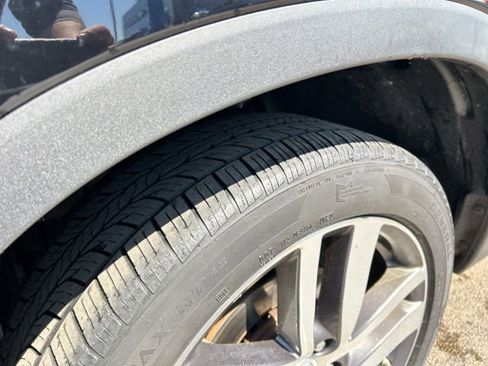 Used 2017 Honda Pilot Touring image 15