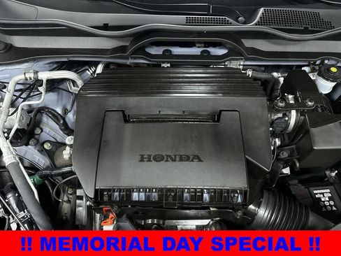 Used 2024 Honda Pilot TrailSport image 12