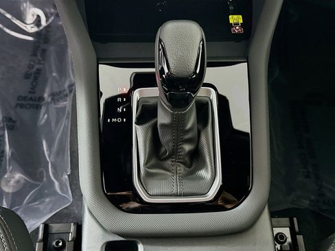 Used 2025 Subaru Forester Touring image 21