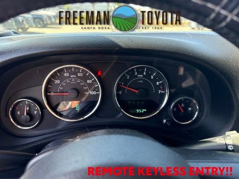 Used 2017 Jeep Wrangler Unlimited Sport w/ Quick Order Package 24S AWD/4WD image 8
