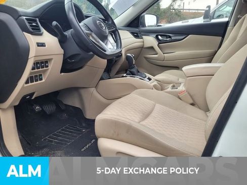 Used 2020 Nissan Rogue SV image 4