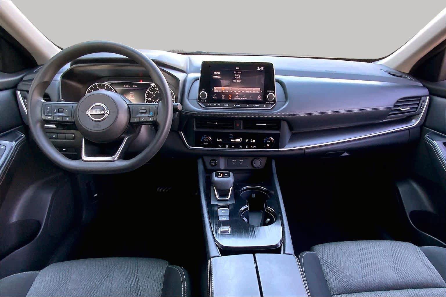 Used 2024 Nissan Rogue SV FWD image 14