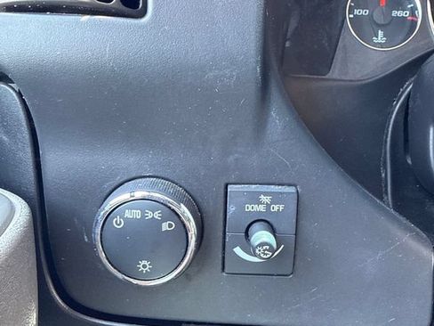 Used 2020 Chevrolet Express 2500 w/ Driver Convenience Package RWD image 19