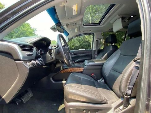 Used 2016 Chevrolet Suburban LTZ image 18