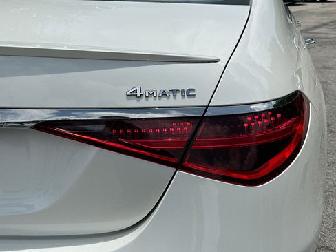 Used 2021 Mercedes-Benz S 580 4MATIC Sedan image 32