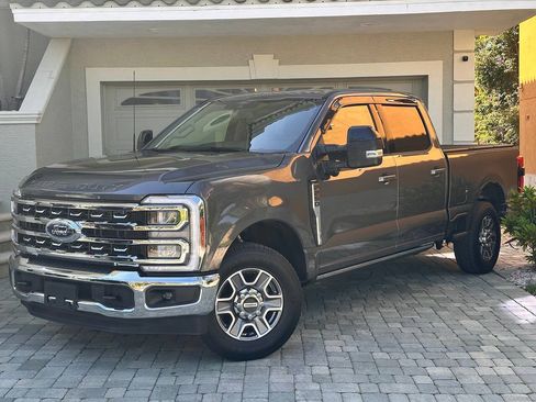 Used 2026 Ford F250 Lariat RWD image 4