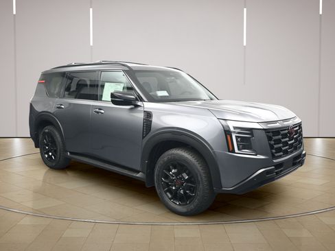 Certified 2025 Nissan Armada PRO-4X AWD/4WD image 1