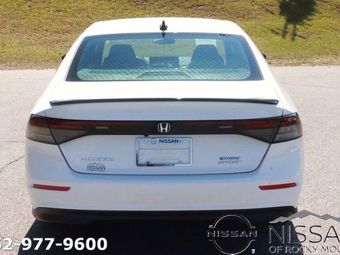 Used 2024 Honda Accord Sport image 6