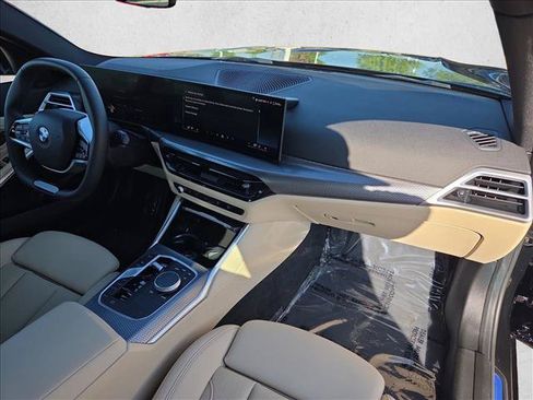 Certified 2025 BMW 330i Sedan w/ Convenience Package RWD image 29