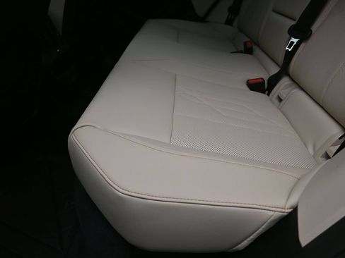 Certified 2026 BMW X3 xDrive30 w/ Convenience Package AWD/4WD image 16