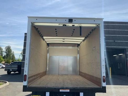 New 2026 Ford E-350 and Econoline 350 Super Duty w/ Driver's Safety Package RWD image 8