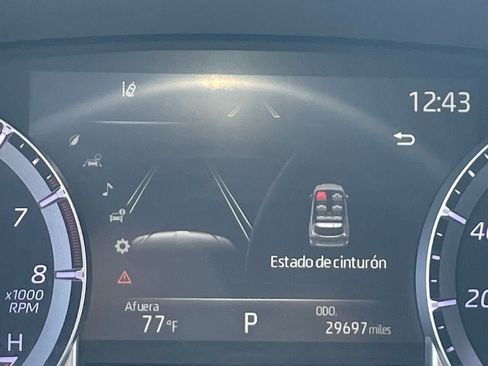 Used 2022 Toyota Highlander XSE AWD/4WD image 11