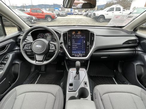 Used 2024 Subaru Crosstrek 2.0i Premium image 4