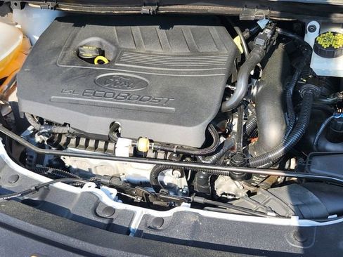 Used 2018 Ford Escape SE image 26