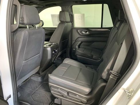 Used 2022 Chevrolet Tahoe RST w/ Sport Performance Package AWD/4WD image 6