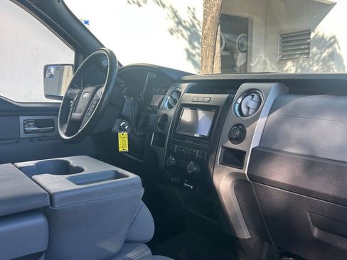Used 2011 Ford F150 XLT w/ XLT Convenience Pkg image 24