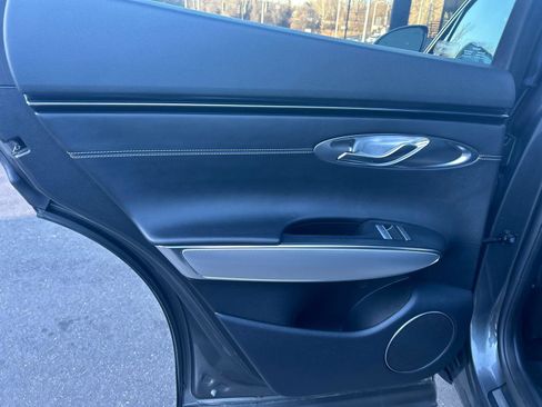 Used 2023 Genesis GV70 2.5T w/ Select Package image 22