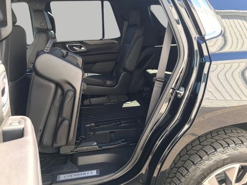 Used 2021 Chevrolet Tahoe LT w/ LT Signature Package AWD/4WD image 29