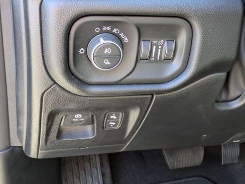 New 2025 RAM 1500 Big Horn AWD/4WD image 15
