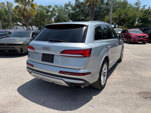 Used 2025 Audi Q7 3.0T Premium Plus AWD/4WD image 6