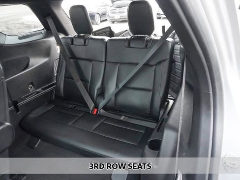 Used 2020 Ford Explorer XLT w/ Equipment Group 202A image 9