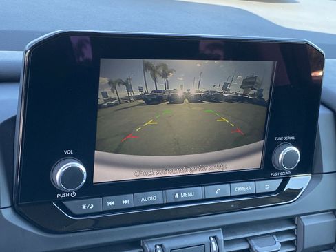 Used 2025 Nissan Pathfinder S w/ Cargo Package image 20