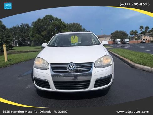 Used 2010 Volkswagen Jetta SE FWD image 8