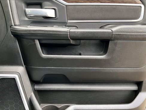 Used 2019 RAM 2500 Laramie image 22