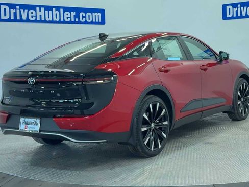 New 2026 Toyota Crown Platinum image 7