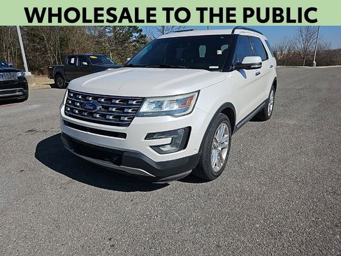 Used 2016 Ford Explorer Limited w/ Equipment Group 301A image 3