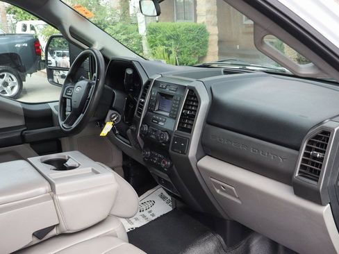 Used 2021 Ford F550 2WD Regular Cab Super Duty image 37