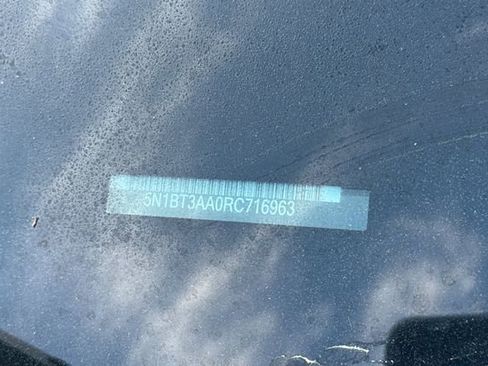 Used 2024 Nissan Rogue S image 7