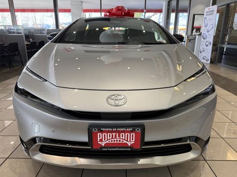 New 2026 Toyota Prius Plug-In Hybrid image 3