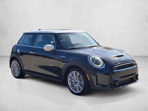 Certified 2024 MINI Cooper S image 3