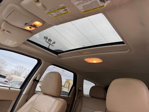 Used 2010 Ford Escape Limited image 20